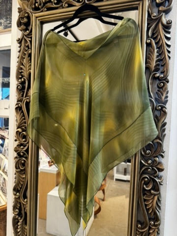 Silk Trinangle Poncho - PO602