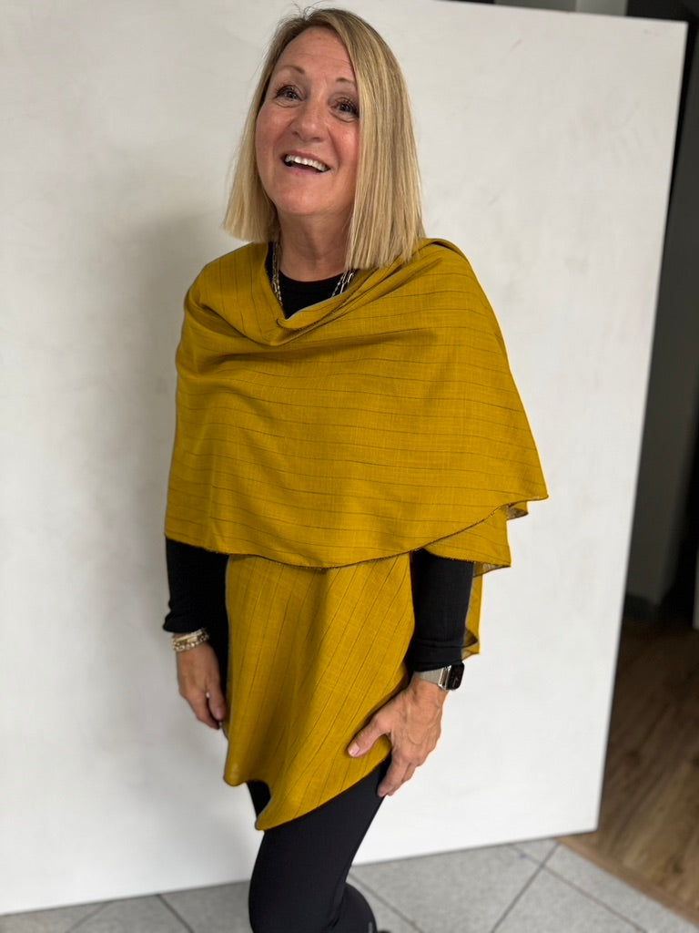 LINEN TRIANGLED RUANA - TRL11119