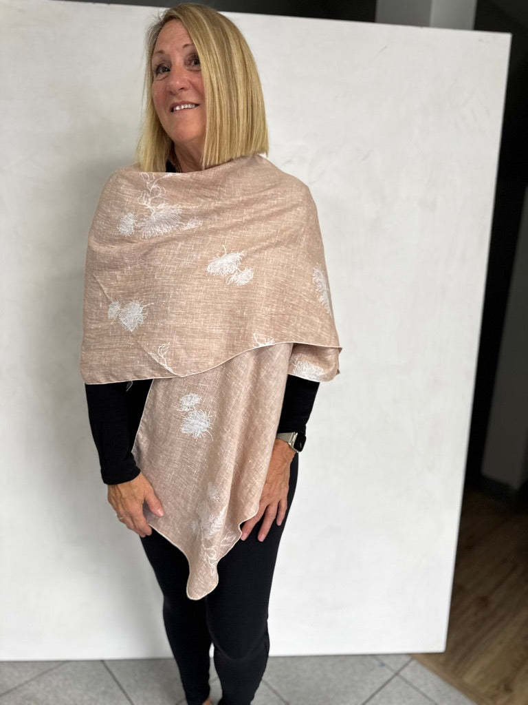 LINEN TRIANGLED RUANA - TRL11118