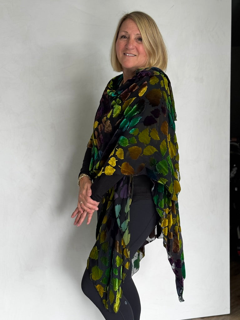 SILK VELVET BURNOUT RUANA - RUS11123