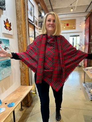 Red Wool Poncho with scarf - POW653