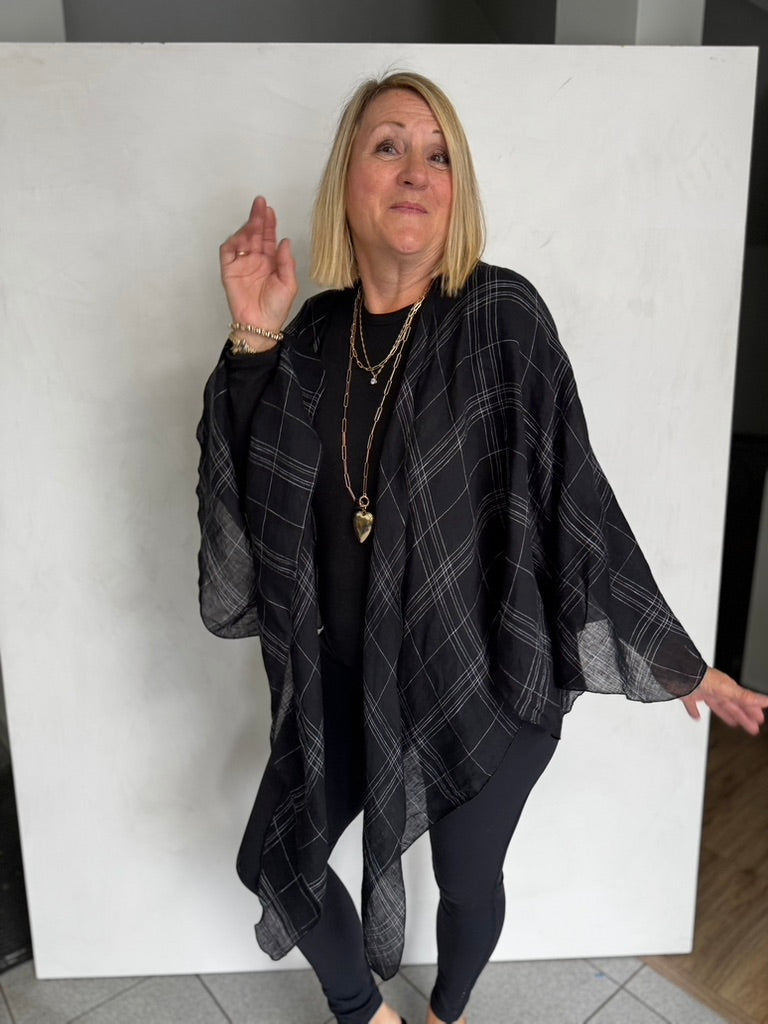 LINEN TRIANGLED RUANA - TRL11115