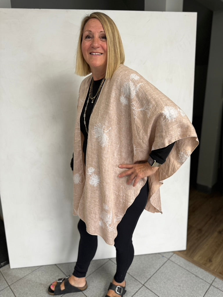 LINEN TRIANGLED RUANA - TRL11118