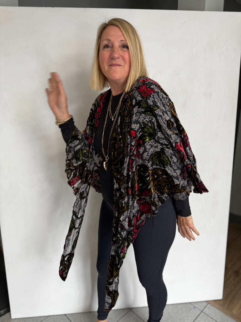 SILK BURNOUT VELVET TRIANGLED RUANA - TRS1113