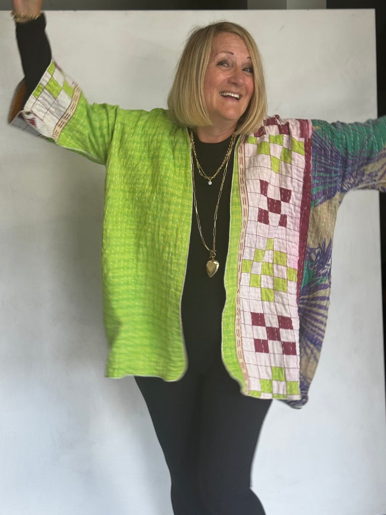 REVERSIBLE (SEE PICS) KANTHA VINTAGE COTTON JACKET - javc912