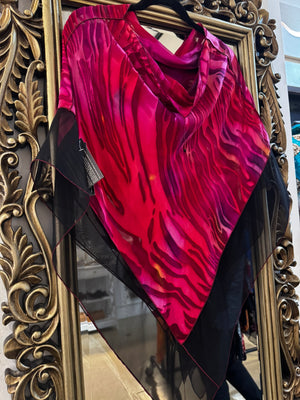 Triangle Poncho with Black Trim and little beads - TPS706