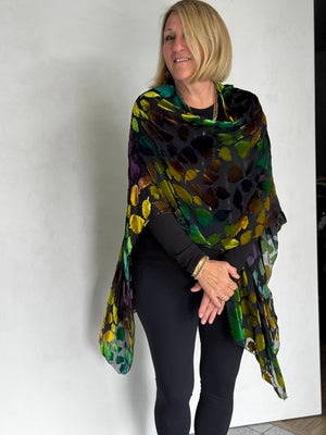 SILK VELVET BURNOUT RUANA - RUS11123