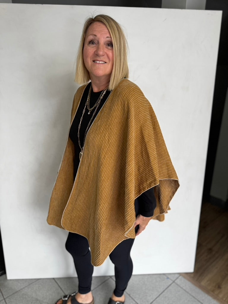 LINEN TRIANGLED RUANA - TRL11113