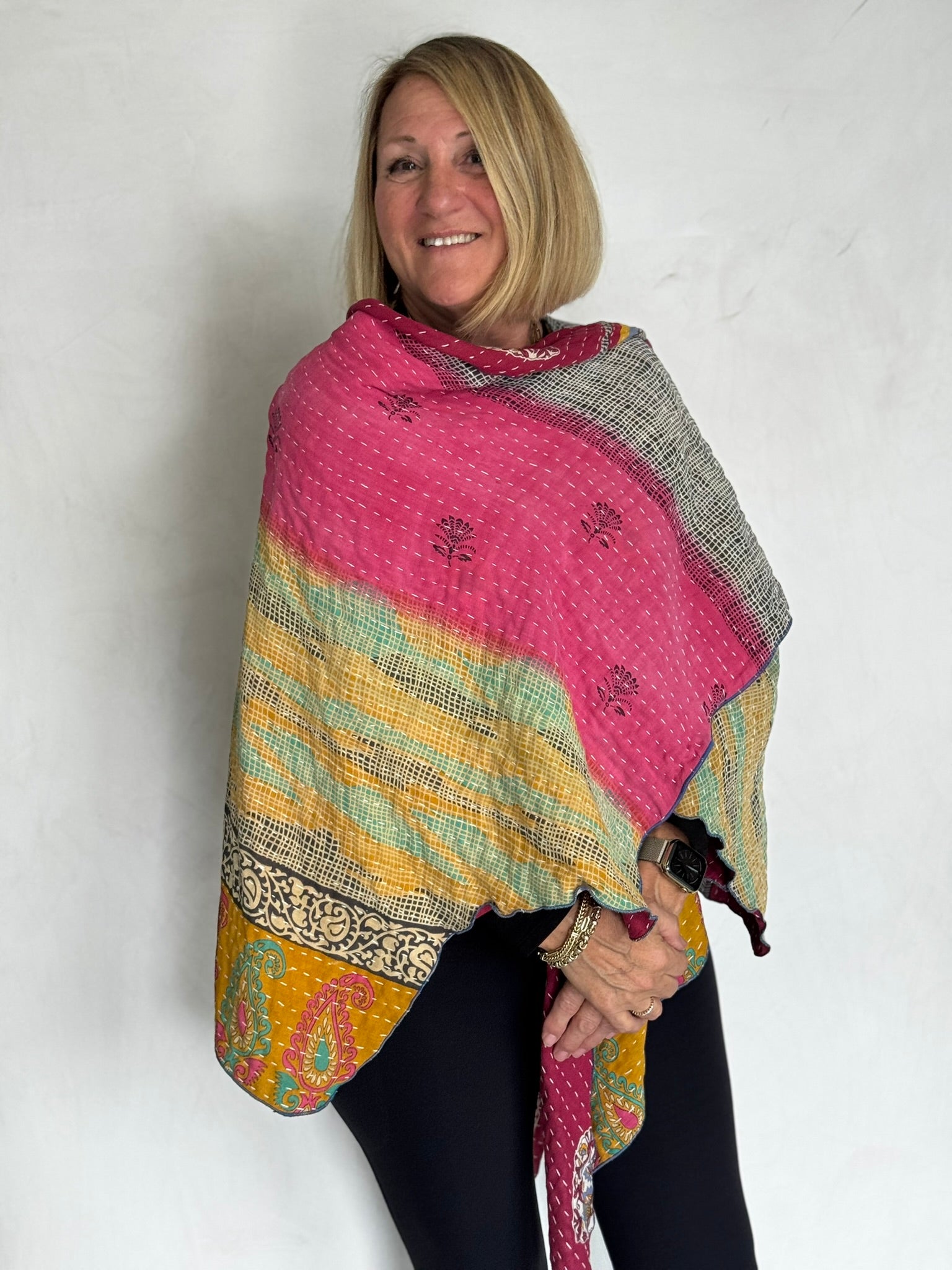 Vintage Recycled Cotton Kantha Triangled Ruana - TRVC710
