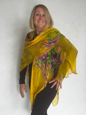 SILK TRIANGLED RUANA - TRS0004