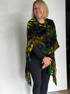 SILK VELVET BURNOUT RUANA - RUS11123