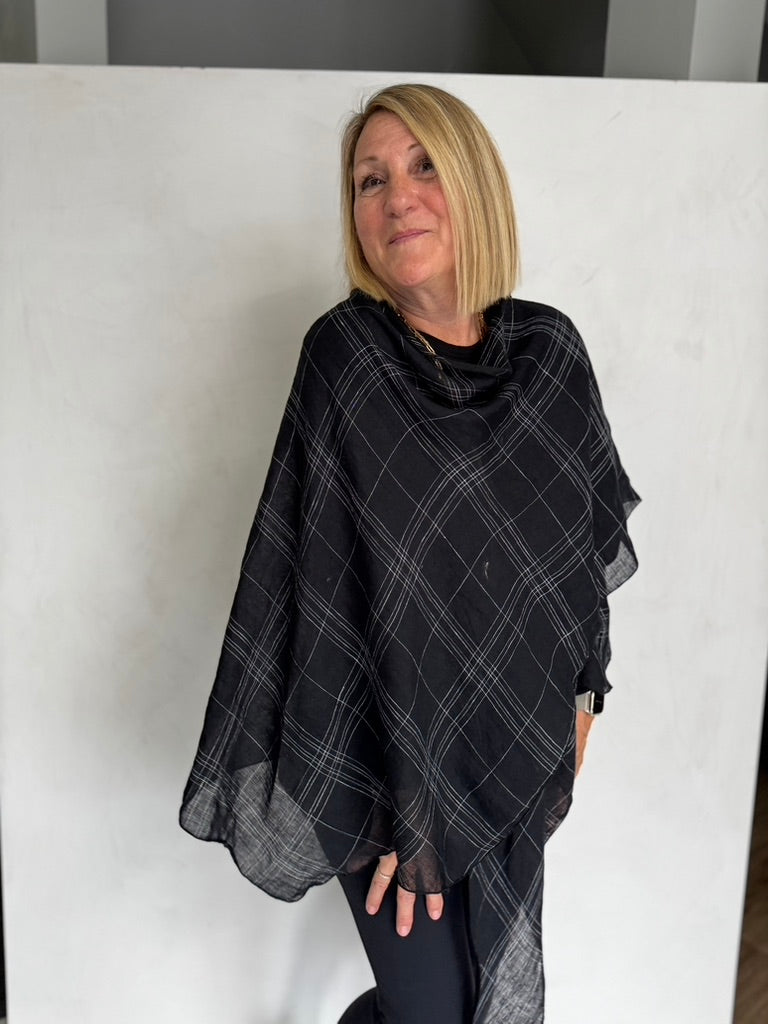 LINEN TRIANGLED RUANA - TRL11115