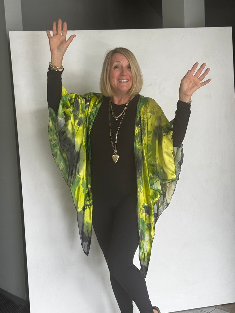 SILK RUANA - TRS722