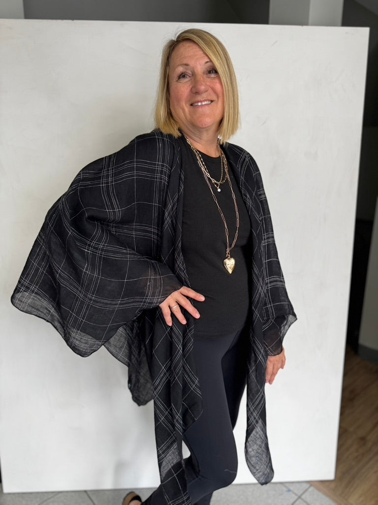 LINEN TRIANGLED RUANA - TRL11115