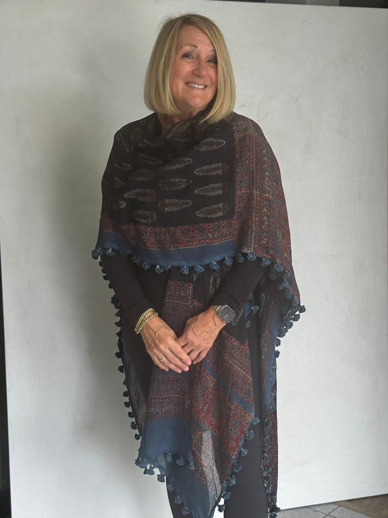 Organic Cotton Block Printed with Natural Dyes RUANA - RUC00011