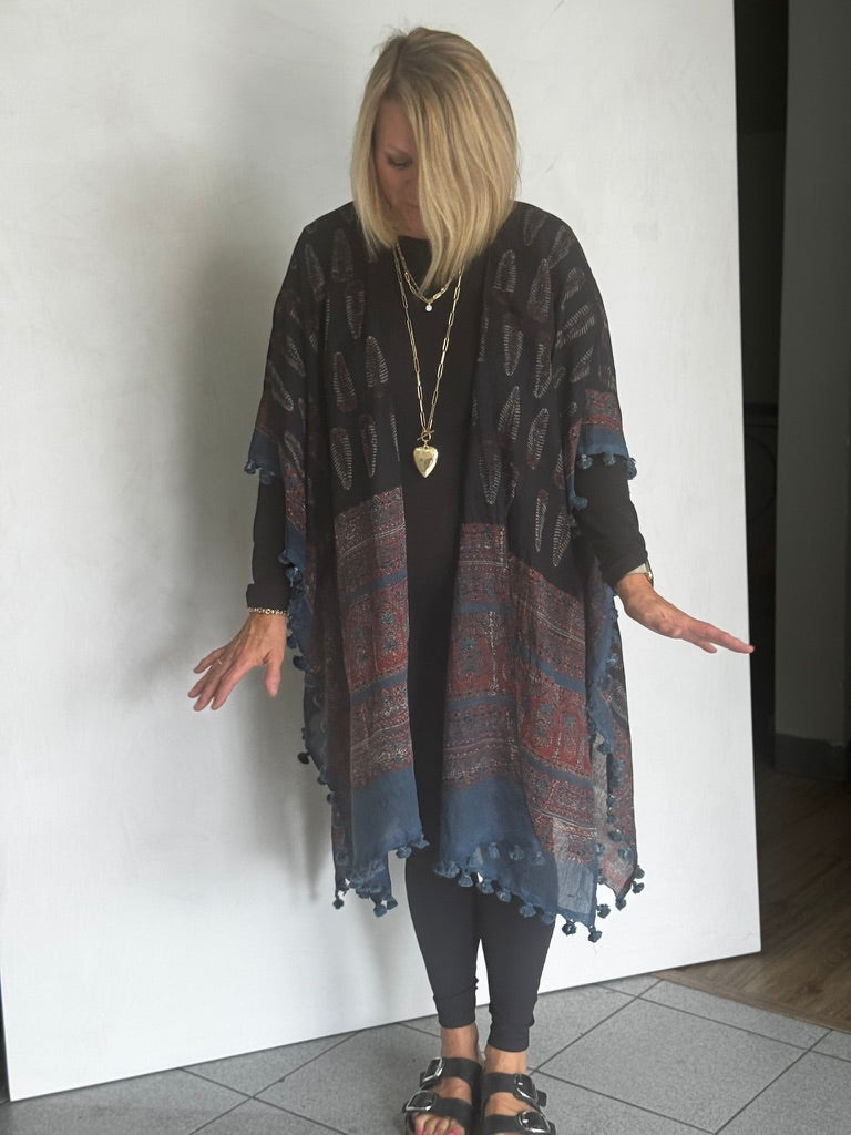 Organic Cotton Block Printed with Natural Dyes RUANA - RUC00011