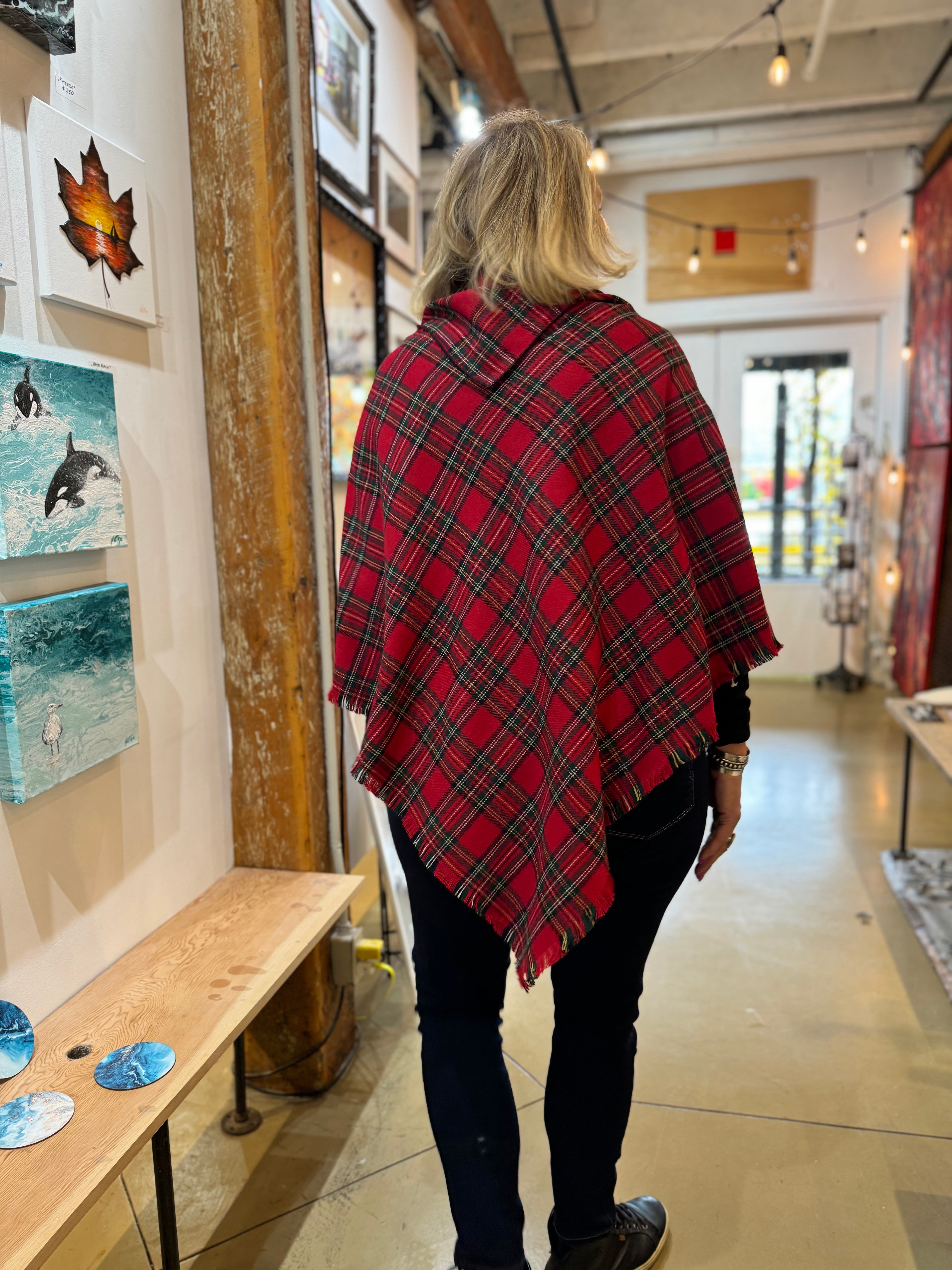 Red Wool Poncho with scarf - POW653