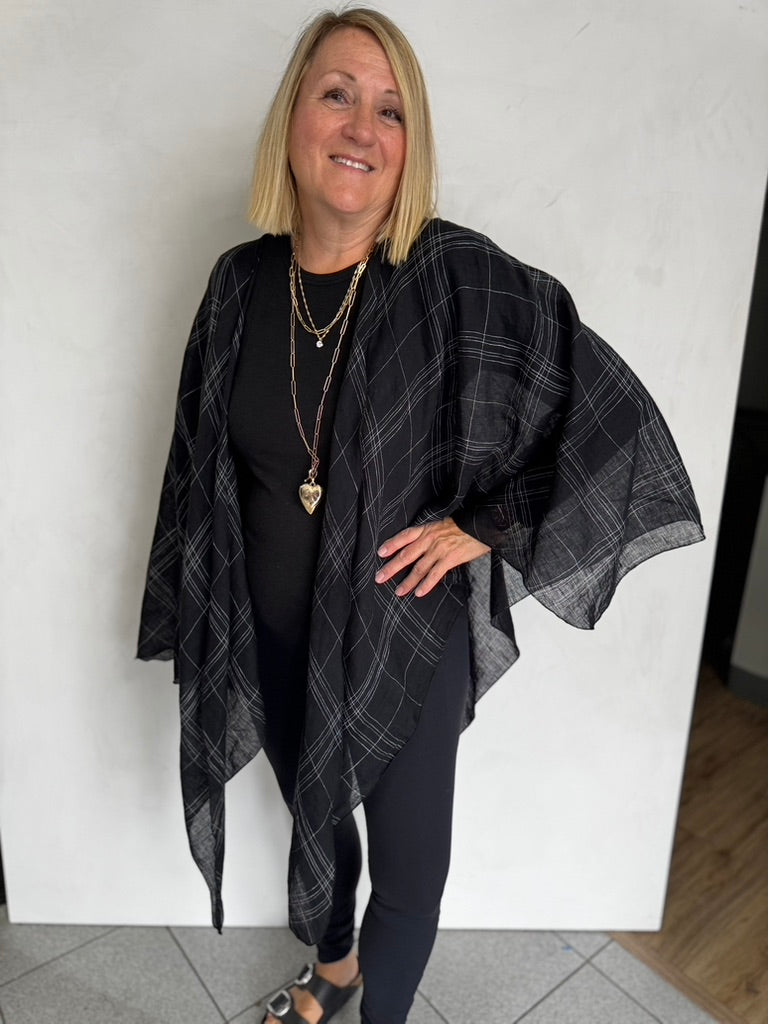 LINEN TRIANGLED RUANA - TRL11115